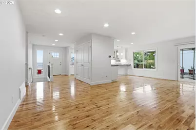 10445 SW Highland Dr, Tigard, OR 97224 - Photo 21