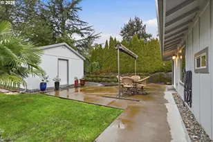10445 SW Highland Dr, Tigard, OR 97224 - Photo 23