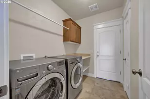 3435 Meadow View Dr, Eugene, OR 97408 - Photo 23