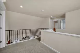 3435 Meadow View Dr, Eugene, OR 97408 - Photo 27