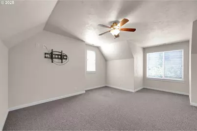 3435 Meadow View Dr, Eugene, OR 97408 - Photo 37