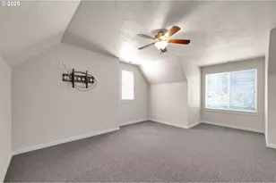 3435 Meadow View Dr, Eugene, OR 97408 - Photo 37