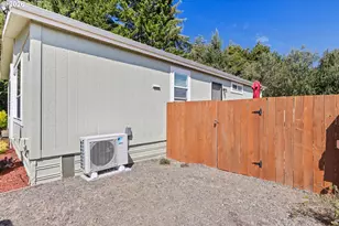 91609 Plummer Dr, Coos Bay, OR 97420 - Photo 35