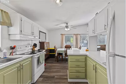 91609 Plummer Dr, Coos Bay, OR 97420 - Photo 13