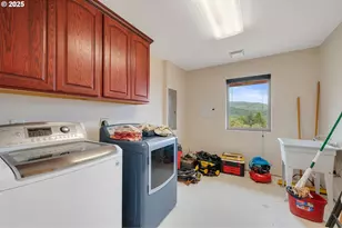 535 Kesterson Ct, Rockaway Beach, OR 97136 - Photo 11