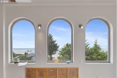 535 Kesterson Ct, Rockaway Beach, OR 97136 - Photo 15