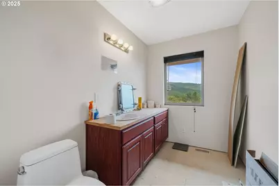 535 Kesterson Ct, Rockaway Beach, OR 97136 - Photo 21