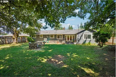 18042 SE Clay St, Portland, OR 97233 - Photo 43