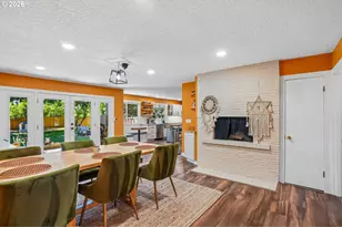 18042 SE Clay St, Portland, OR 97233 - Photo 11