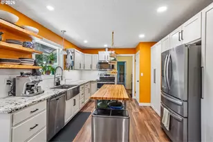 18042 SE Clay St, Portland, OR 97233 - Photo 15