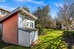 2813 Maywood Dr, Forest Grove, OR 97116 - Photo 41