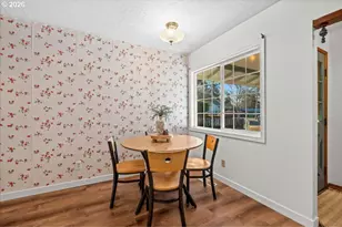 2813 Maywood Dr, Forest Grove, OR 97116 - Photo 5