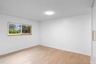 2393 SW Park Pl, Portland, OR 97205 - Photo 17