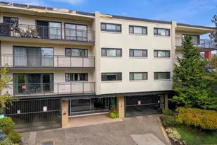 2393 SW Park Pl, Portland, OR 97205 - Photo 39