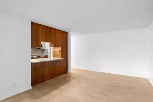 2393 SW Park Pl, Portland, OR 97205 - Photo 15
