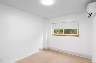 2393 SW Park Pl, Portland, OR 97205 - Photo 25