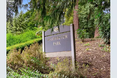 2393 SW Park Pl #112, Portland, OR 97205 - Photo 37
