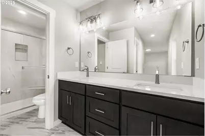 185 NW Mawrcrest Ave, Gresham, OR 97030 - Photo 35