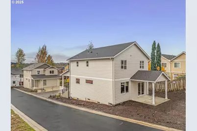 185 NW Mawrcrest Ave, Gresham, OR 97030 - Photo 23