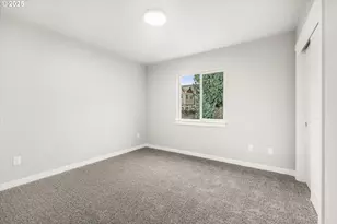 185 NW Mawrcrest Ave, Gresham, OR 97030 - Photo 37