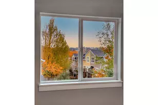 185 NW Mawrcrest Ave, Gresham, OR 97030 - Photo 17