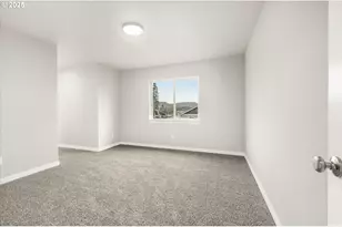 185 NW Mawrcrest Ave, Gresham, OR 97030 - Photo 25