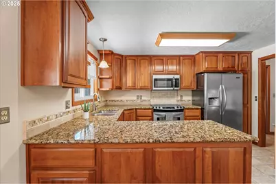 32117 Bellinger Scale Rd, Lebanon, OR 97355 - Photo 13