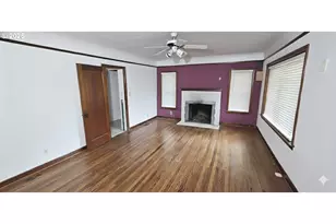 5836 NE Halsey St, Portland, OR 97213 - Photo 3