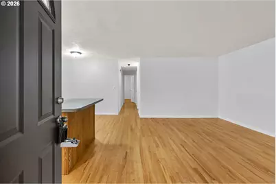 7910 SE Ogden St, Portland, OR 97206 - Photo 5