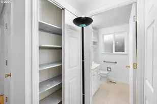 7910 SE Ogden St, Portland, OR 97206 - Photo 27