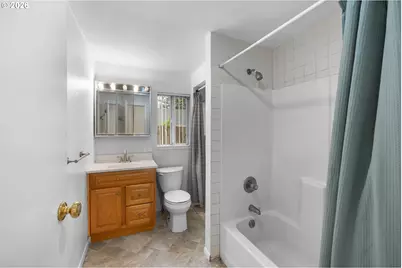 7910 SE Ogden St, Portland, OR 97206 - Photo 17