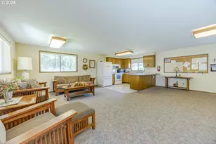 1225 W 10th Ave, Junction City, OR 97448 - Photo 19