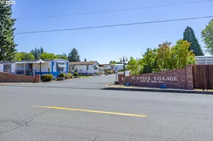 1225 W 10th Ave, Junction City, OR 97448 - Photo 17