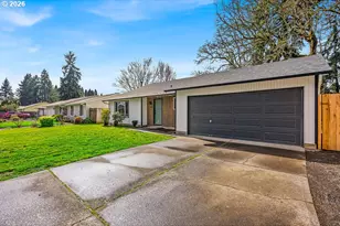 643 SE 40th Ct, Hillsboro, OR 97123 - Photo 5