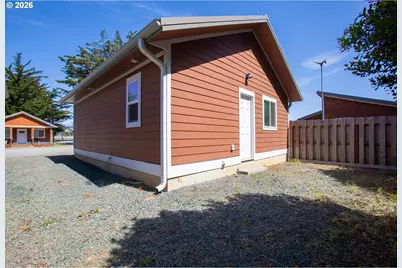 29940 Harbor Way, Gold Beach, OR 97444 - Photo 45
