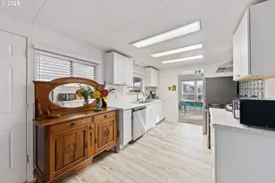 17009 SW Eldorado Dr, Portland, OR 97224 - Photo 9