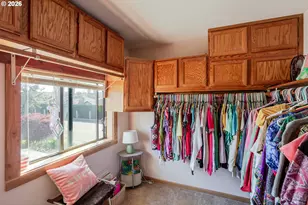 967 Rainbow Dr, Springfield, OR 97477 - Photo 35