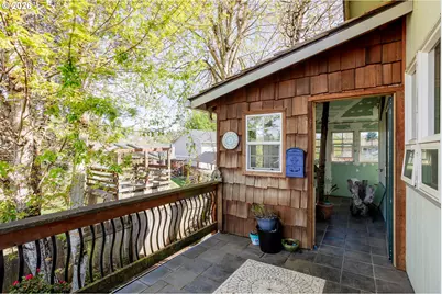 967 Rainbow Dr, Springfield, OR 97477 - Photo 31