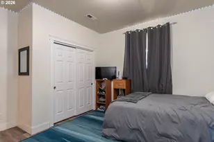 1836 Lakeview Dr, Sutherlin, OR 97479 - Photo 35