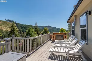 1836 Lakeview Dr, Sutherlin, OR 97479 - Photo 27