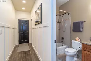 1836 Lakeview Dr, Sutherlin, OR 97479 - Photo 21
