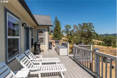1836 Lakeview Dr, Sutherlin, OR 97479 - Photo 29