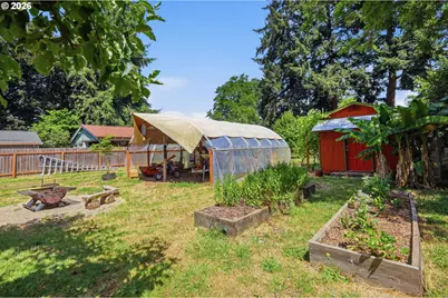 605 Kourt Dr, Eugene, OR 97404 - Photo 37