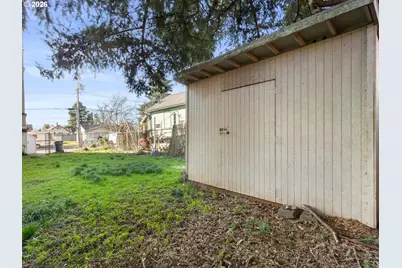 7119 SE Knight St, Portland, OR 97206 - Photo 7