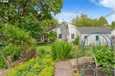 1865 Villard St, Eugene, OR 97403 - Photo 33