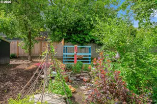 1865 Villard St, Eugene, OR 97403 - Photo 41
