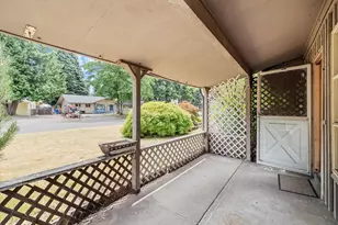 12939 NE Hancock St, Portland, OR 97230 - Photo 3
