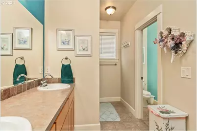 1703 Webb Lake Dr, Silverton, OR 97381 - Photo 25