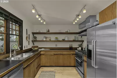 333 NW 20th Ave #2, Portland, OR 97209 - Photo 7