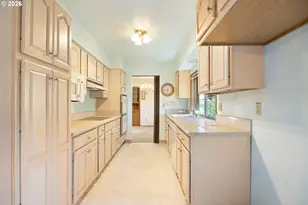14025 SW 150th Ave, Portland, OR 97224 - Photo 9